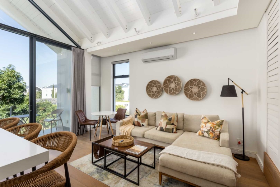 1 Bedroom Property for Sale in Val De Vie Estate Western Cape